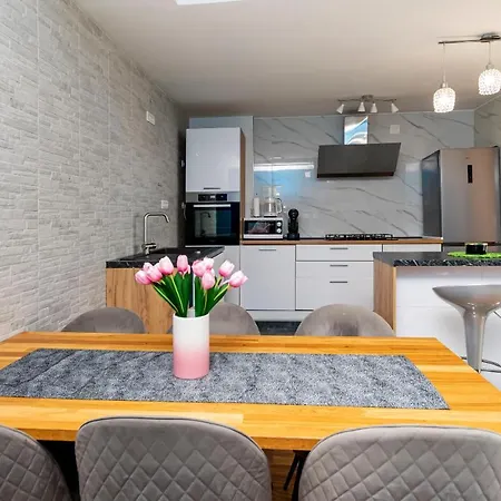 Zdravka Apartment Omis
